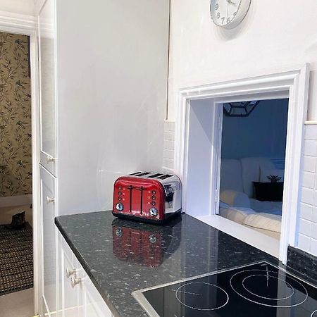 Elegant Georgian Apartment In Bath'S Iconic Centre Exterior photo