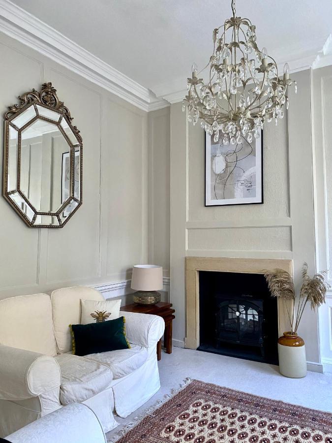 Elegant Georgian Apartment In Bath'S Iconic Centre Exterior photo