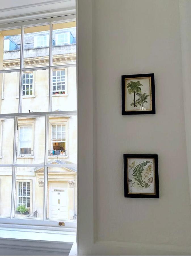 Elegant Georgian Apartment In Bath'S Iconic Centre Exterior photo