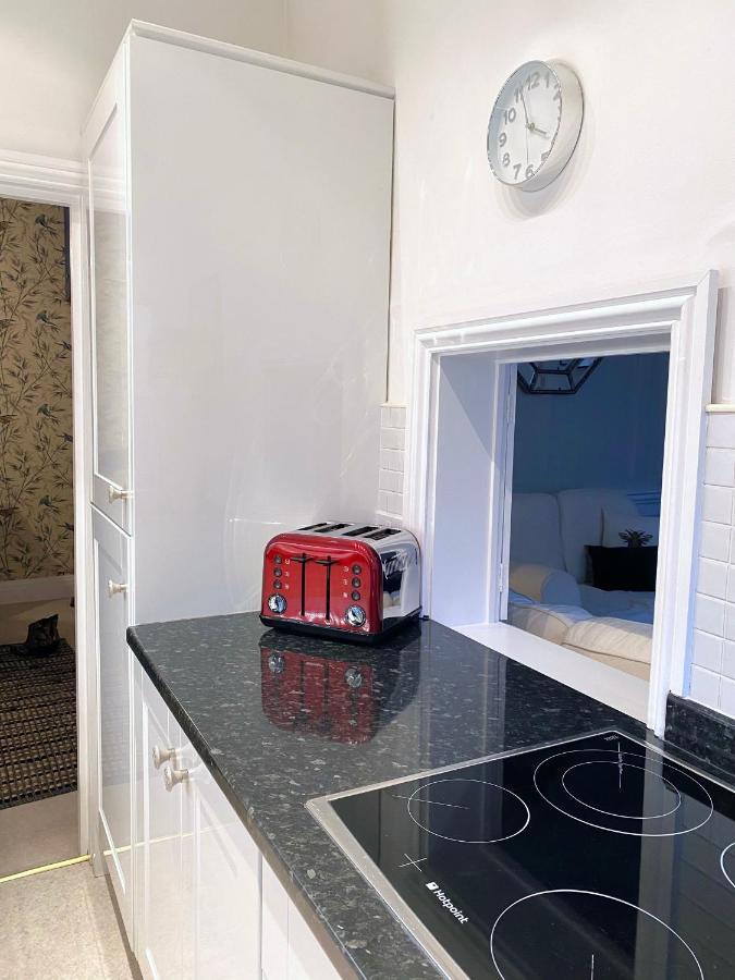 Elegant Georgian Apartment In Bath'S Iconic Centre Exterior photo